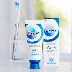 Zubní pasta Crest Pro Health Gum Detoxify deep clean - SKLADEM
