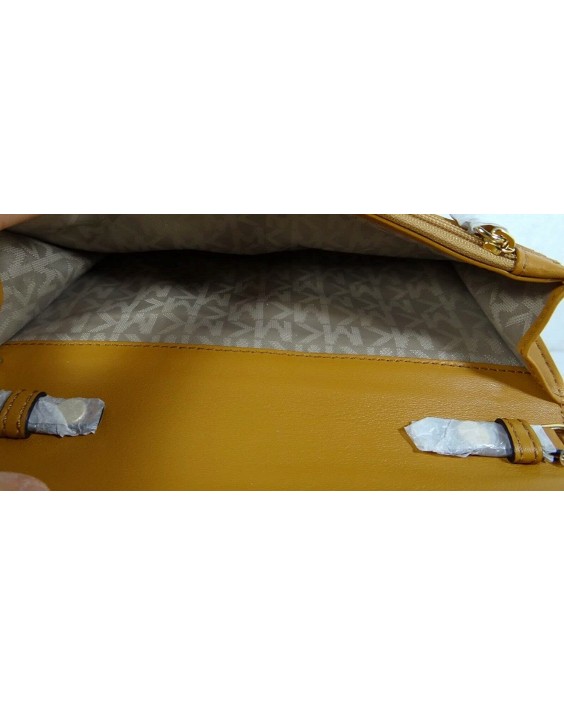 Michael Kors Lana Clutch PEANUT