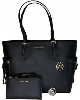 Kabelka MICHAEL Michel Kors Gilly Large Drawstring Travel Tote bundled with Double Zip Wristlet and Michael Kors Purse Hook