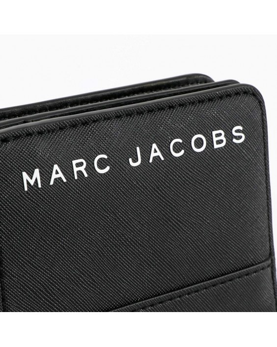 Marc Jacobs M0015163 Black With Gold Tone Hardware Saffiano Kožená Mini Unisex Bifold