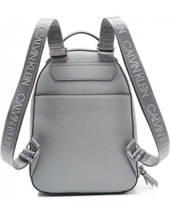 Kabelka Calvin Klein Estelle Novelty-Backpack